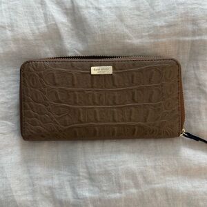 Kate Spade brown leather Wallet